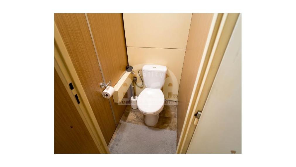 Priestranný 5- izbový byt na sídlisku Východ v Michalovciach