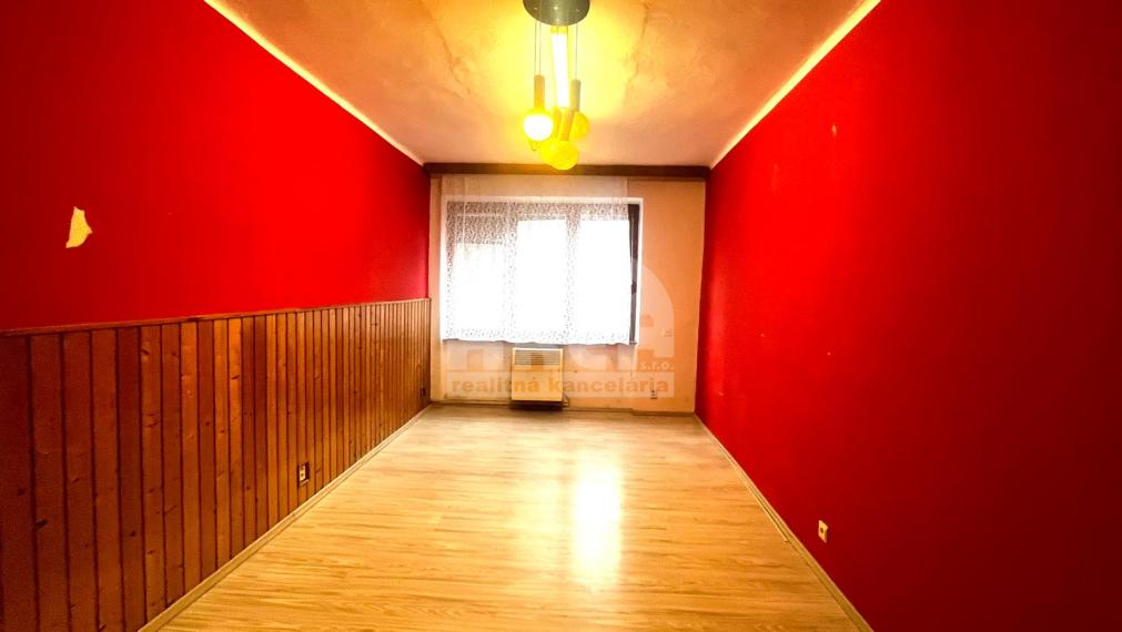 Tehlový 4- izbový byt blízko centra mesta Michalovce