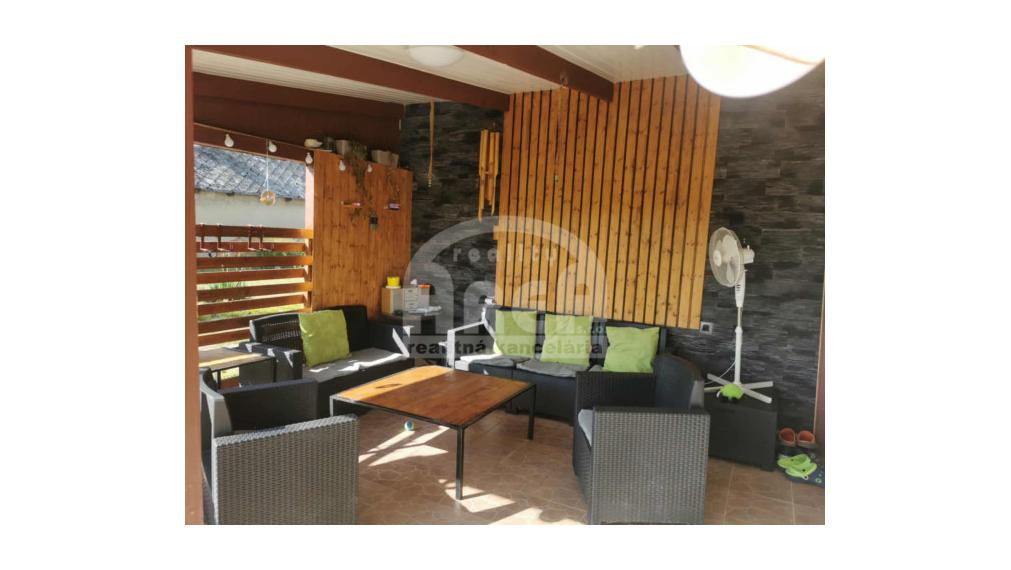 Rodinný dom s krásnym pozemkom  v obci Petrikovce