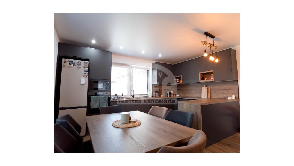 Krásna novostavba rodinného domu v malebnej obci Klokočov