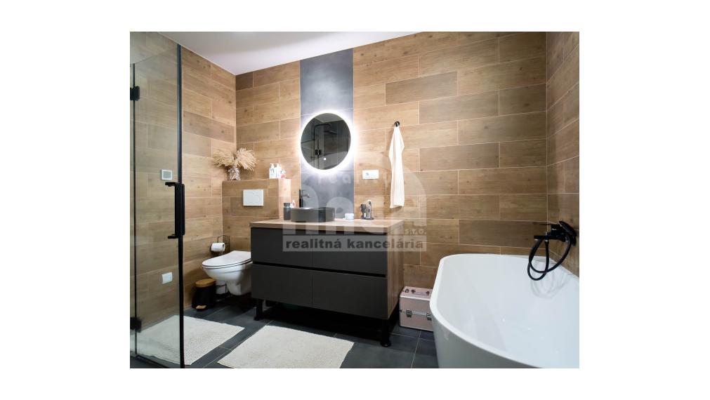 Krásna novostavba rodinného domu v malebnej obci Klokočov