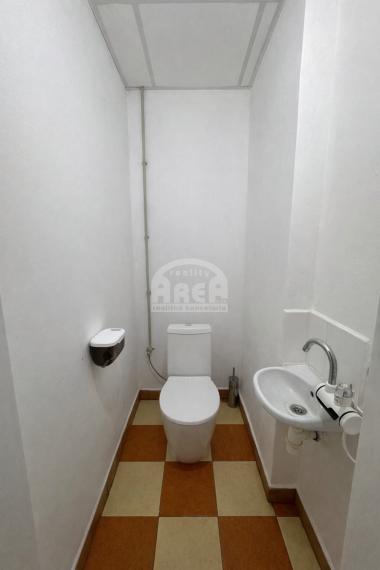 Na prenájom obchodné/ skladové priestory v OC Idea, Mi