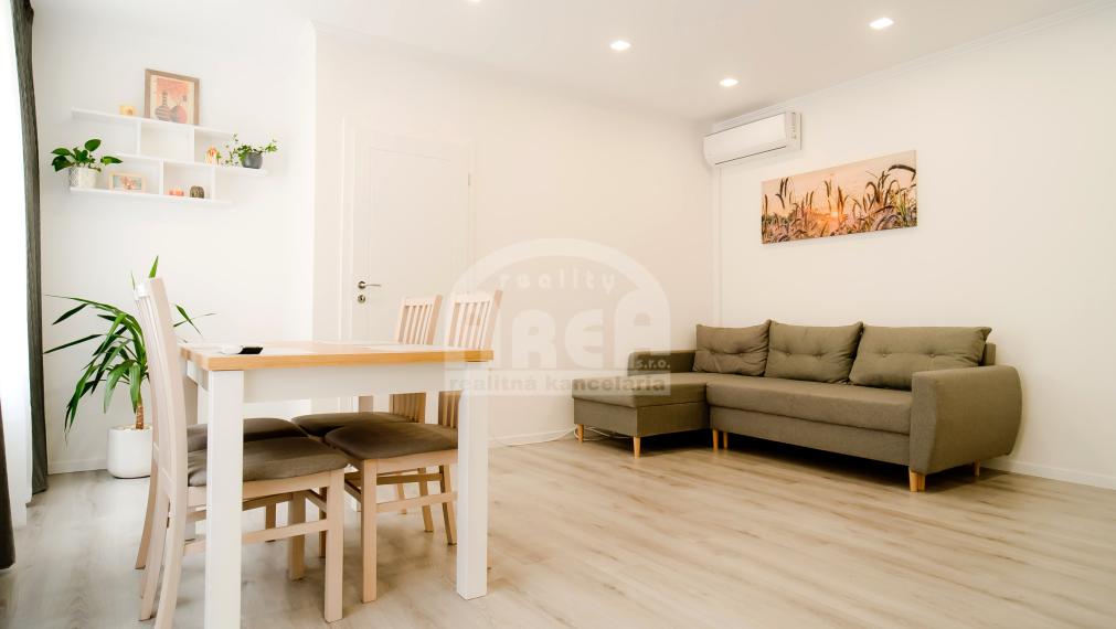 Komerčná budova v centre mesta Michalovce