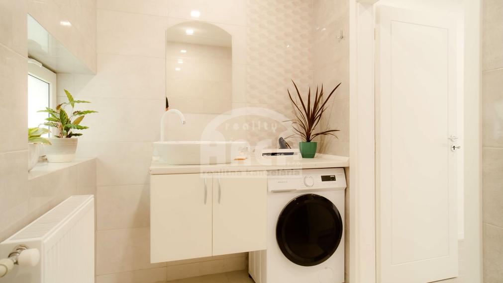 Komerčná budova v centre mesta Michalovce