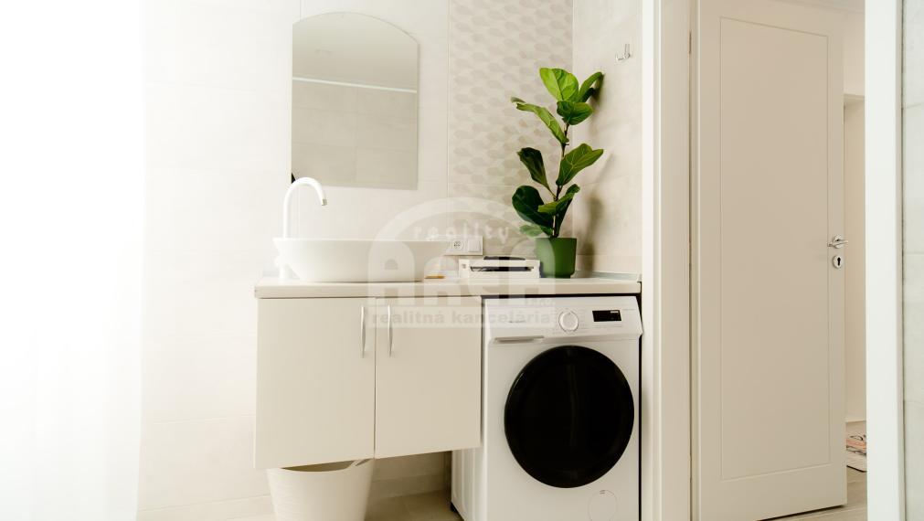 Komerčná budova v centre mesta Michalovce