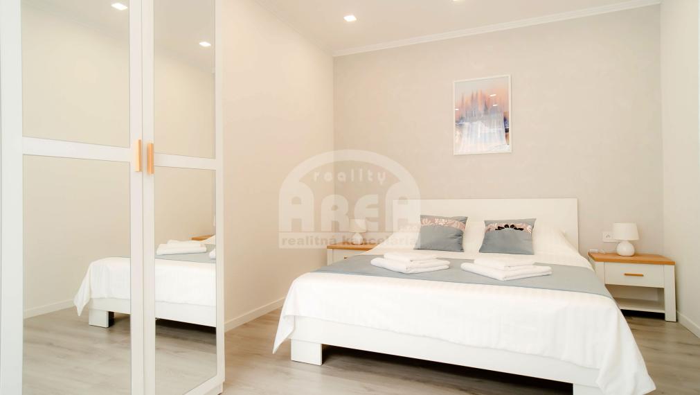 Komerčná budova v centre mesta Michalovce