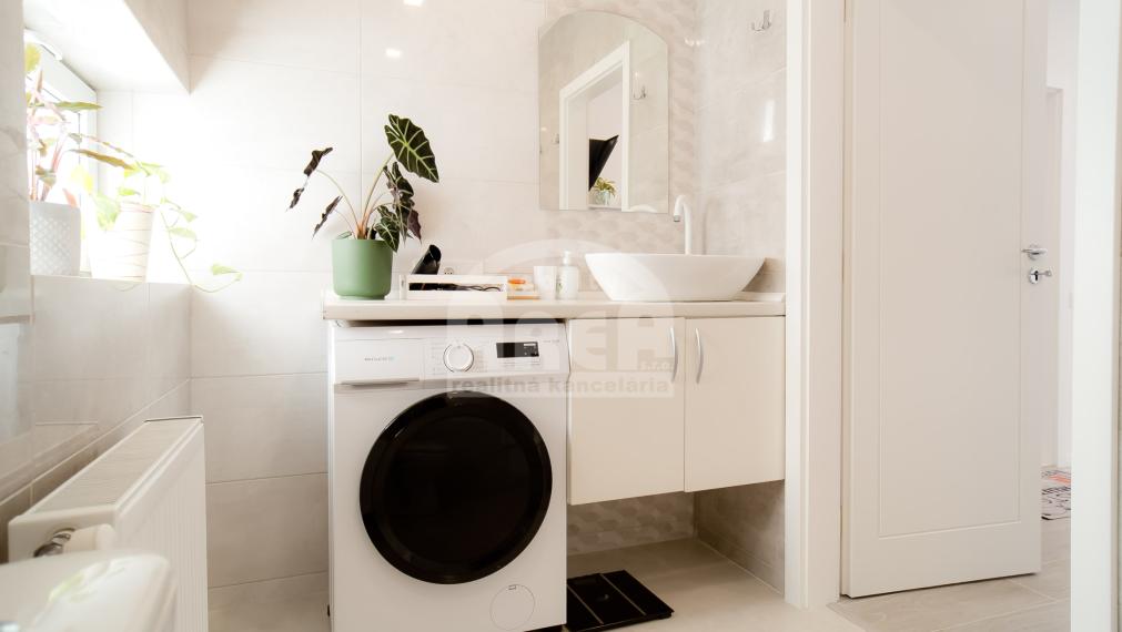 Komerčná budova v centre mesta Michalovce