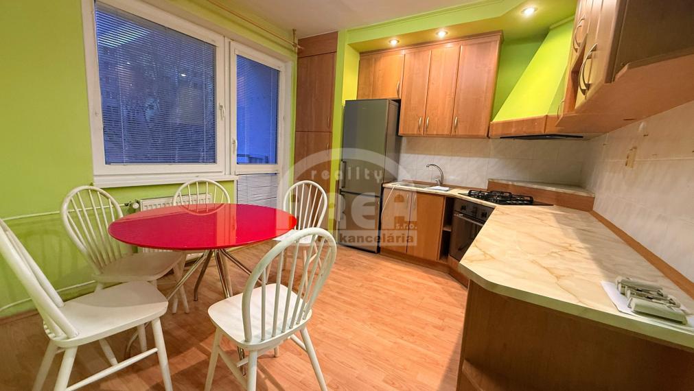 Na prenájom 3- izbový byt na sídlisku SNP v Michalovciach