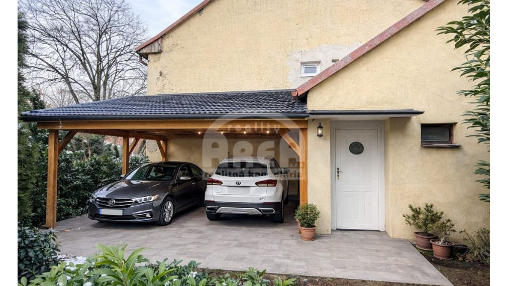 Výnimočné prízemné priestory , ul. Sama Chalupku, Michalovce