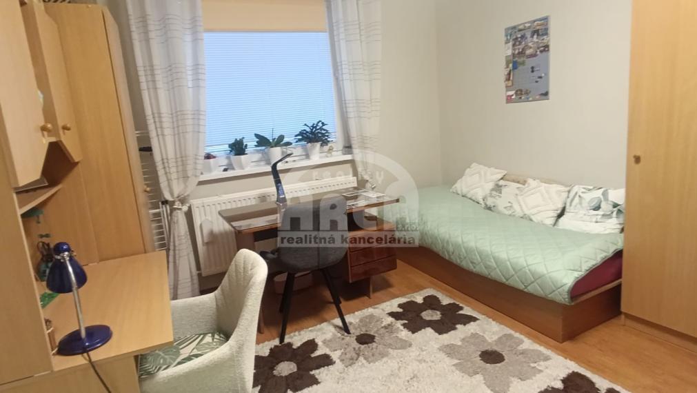 3- izbový byt v TOP lokalite sídliska Východ v Michalovciach