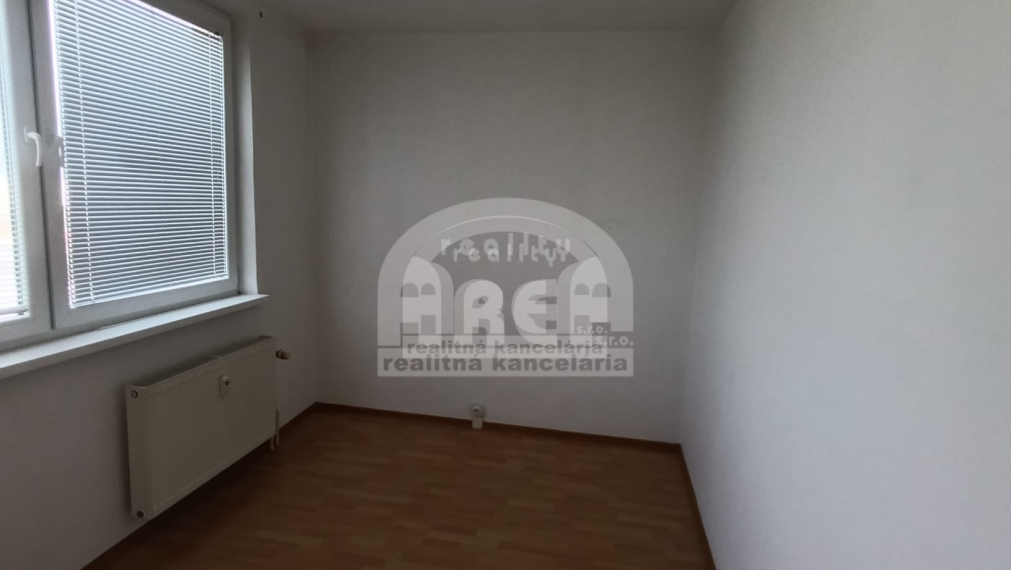 2- izbový byt na sídlisku Stráňany v Michalovciach