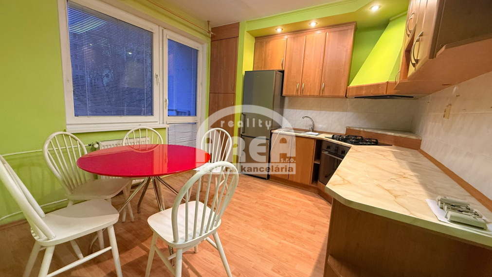 Na prenájom 3- izbový byt na sídlisku SNP v Michalovciach