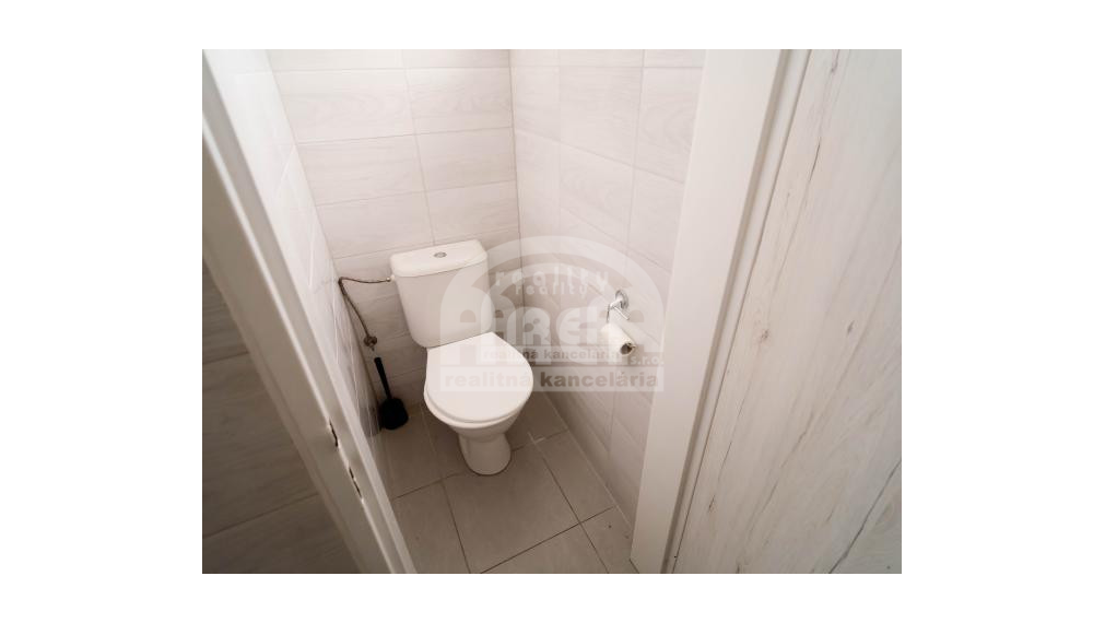 Objekt vhodný na podnikanie v obci Staré