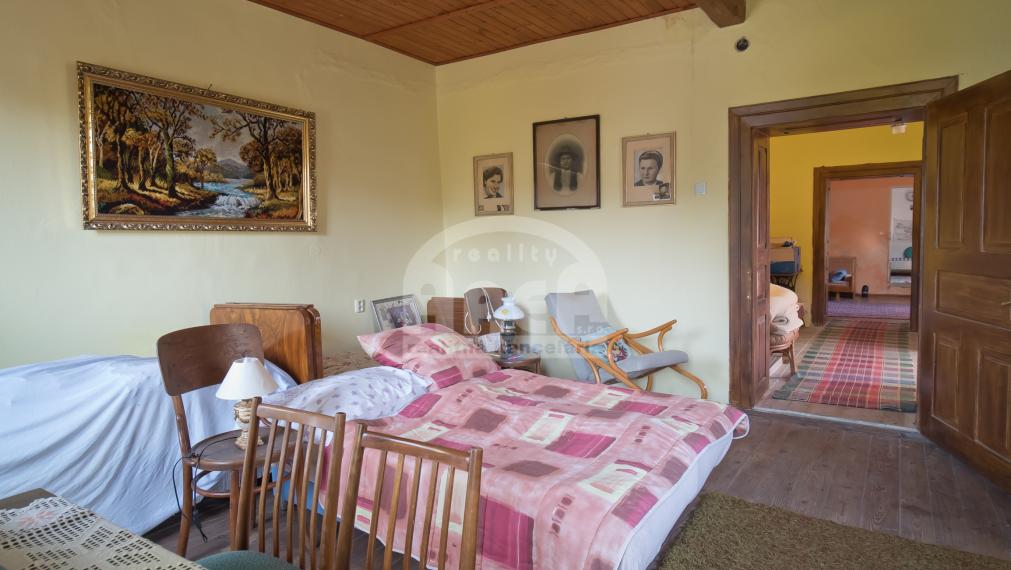 VÝRAZNÁ ZĽAVA! Útulný domček s krásnym pozemkom v obci Suché