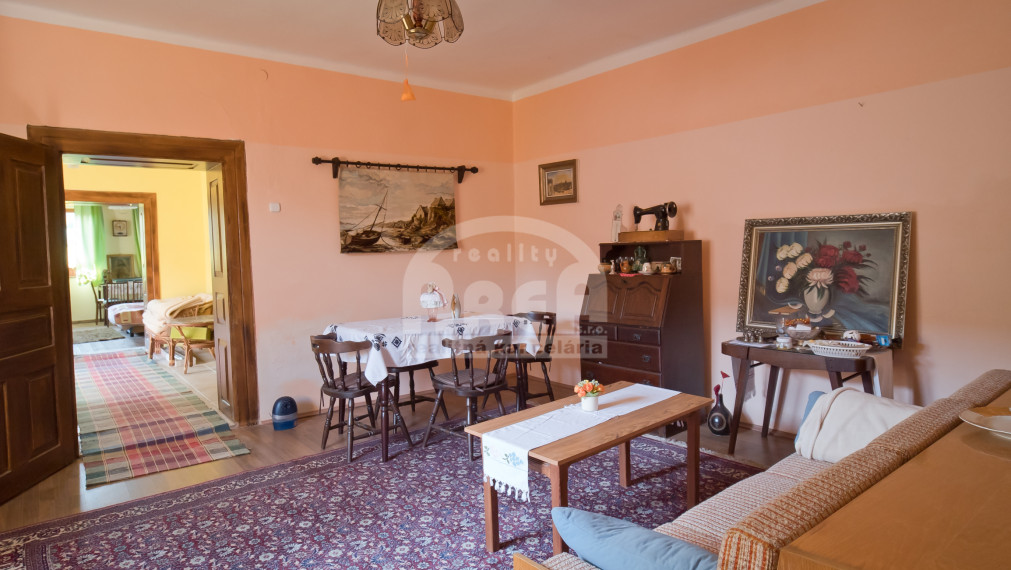 VÝRAZNÁ ZĽAVA! Útulný domček s krásnym pozemkom v obci Suché