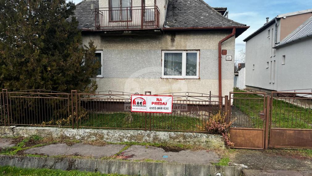 SKVELÁ ZĽAVA! Rodinný dom v pokojnej obci Lastomír