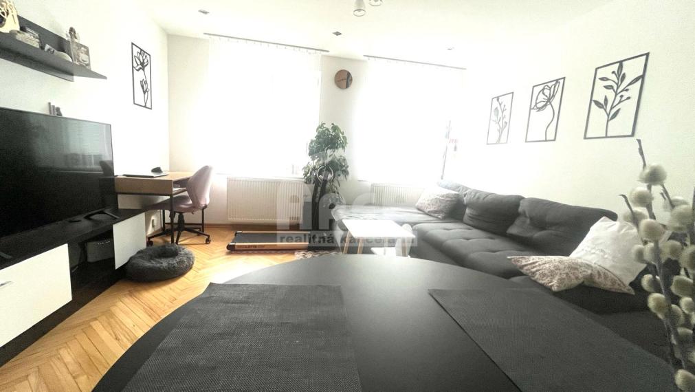 Tehlový 3- izbový byt blízko centra mesta Michalovce