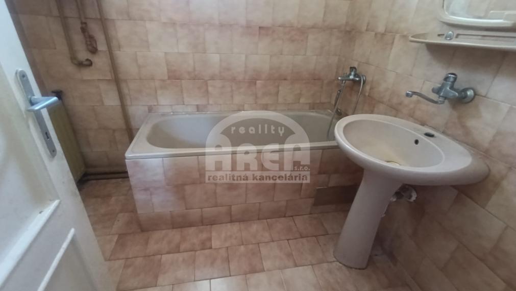 Rodinný dom vo vyhľadávanej obci Zalužice