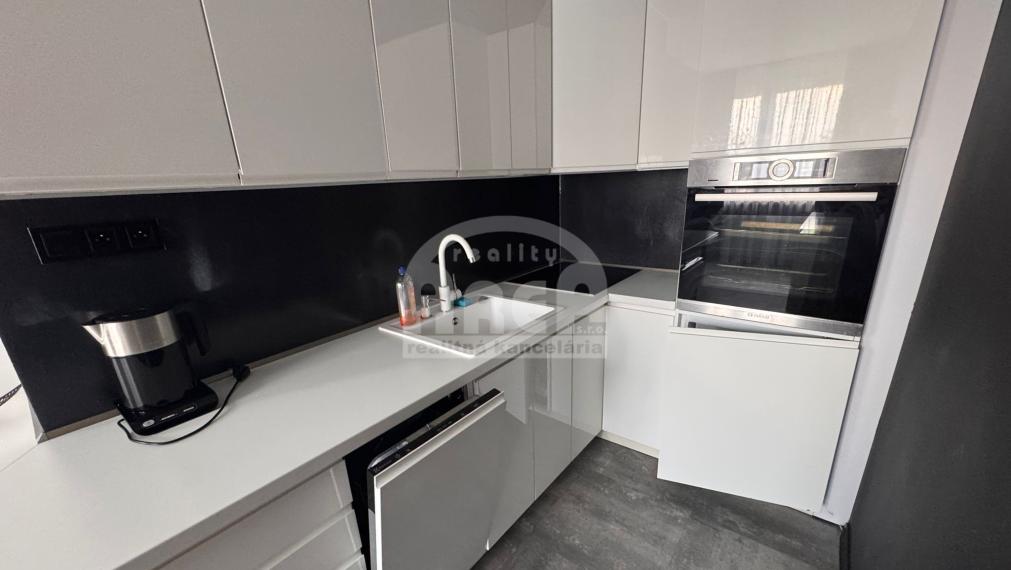 Na prenájom 1,5- izbový byt v širšom centre Michaloviec