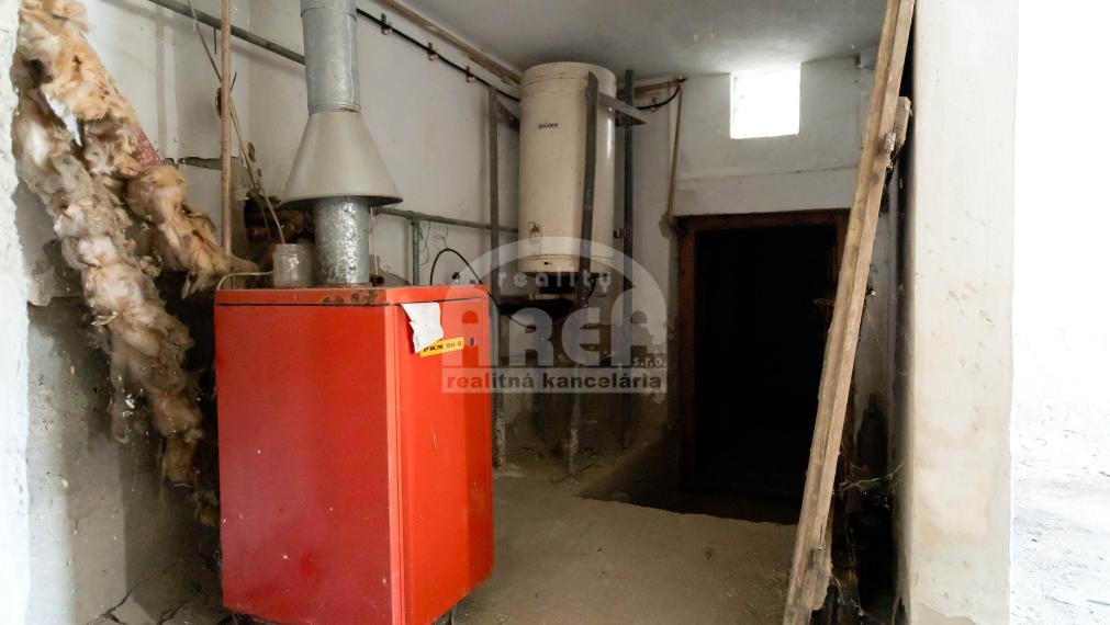 Dvojpodlažný rodinný dom v obci Bracovce