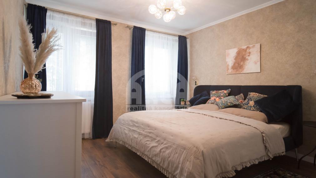 Na prenájom nadštandardný 3- izbový byt v širšom centre Mi
