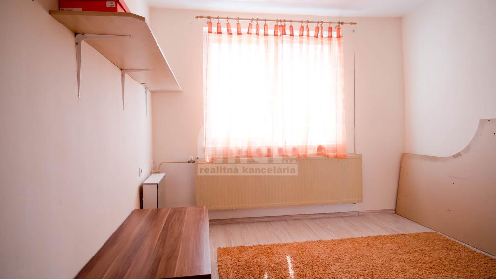 Dvojpodlažný rodinný dom v obci Iňačovce