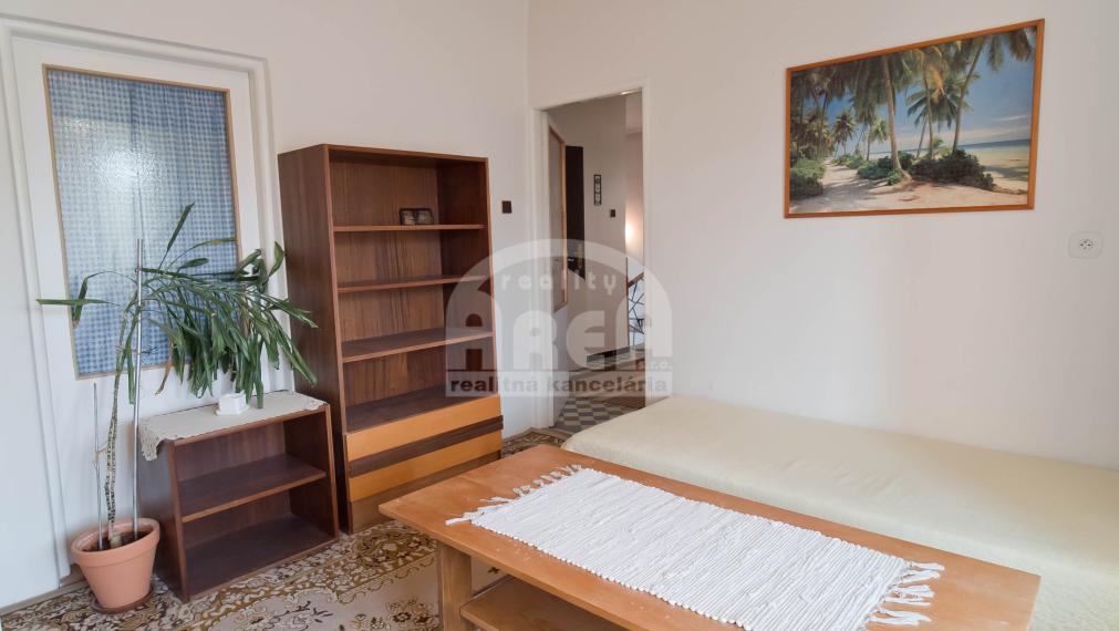 Dvojpodlažný rodinný dom v TOP lokalite Hrádok, Michalovce