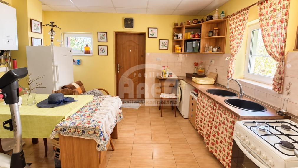 Dvojpodlažná rekreačná chata v obci Kaluža