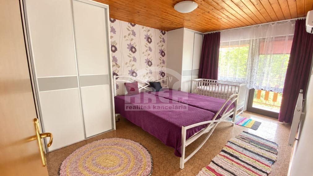 Dvojpodlažná rekreačná chata v obci Kaluža