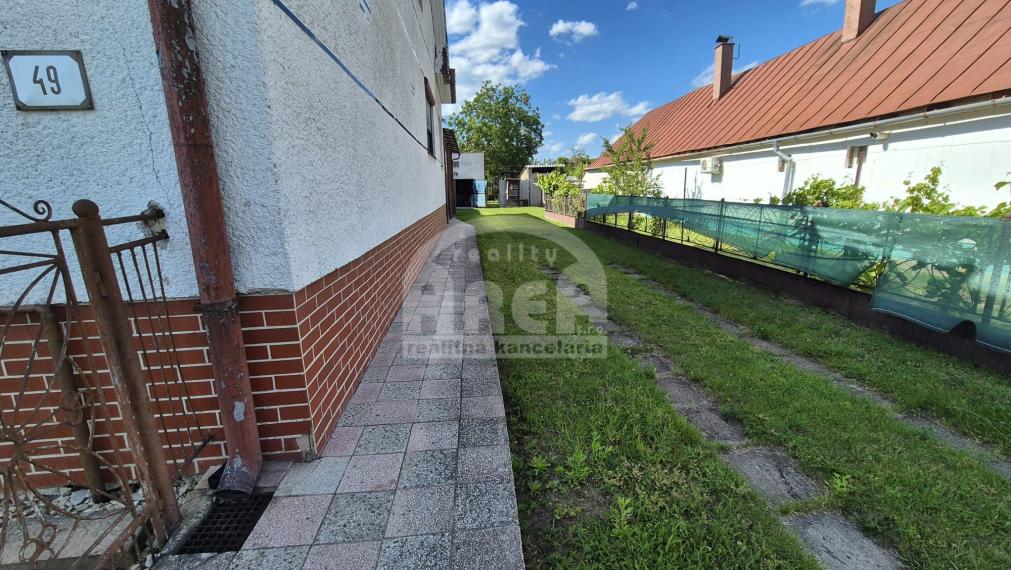 Útulný rodinný dom s veľkým potenciálom v obci Zbehňov