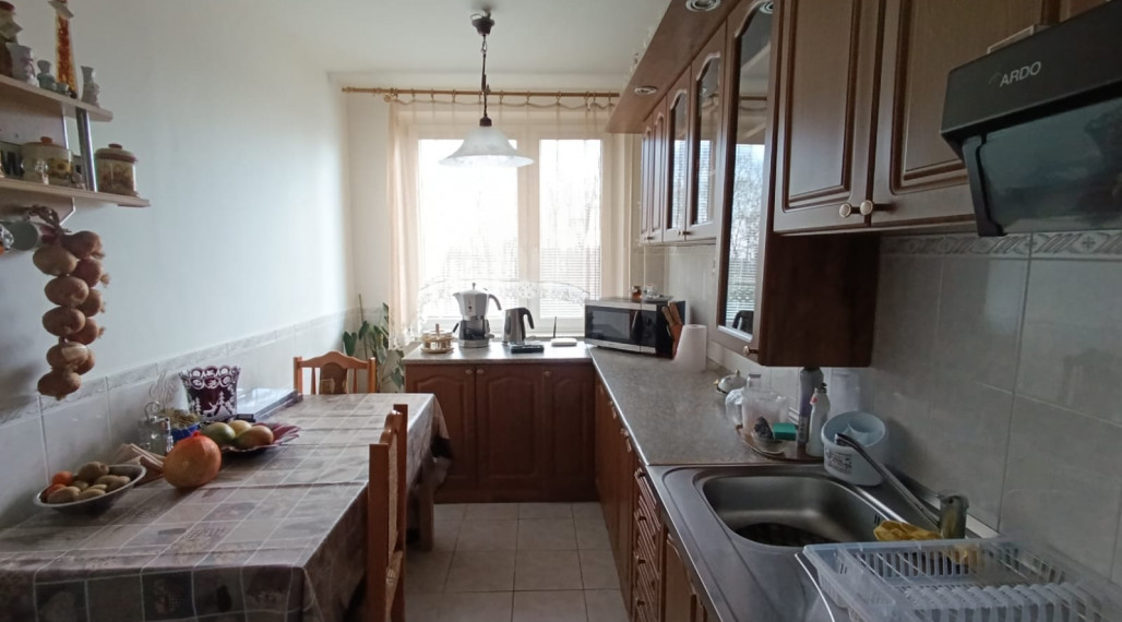 Priestranný 5- izbový byt na sídlisku Východ v Michalovciach