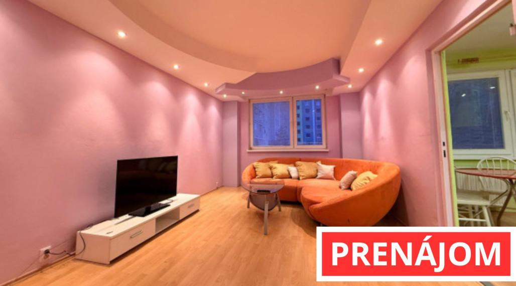 Na prenájom 3- izbový byt na sídlisku SNP v Michalovciach