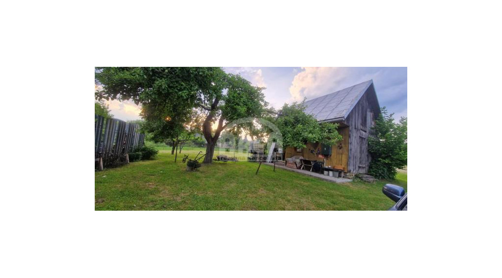 Veľkorysý pozemok so záhradnou chatkou v obci Ubľa