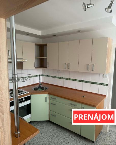 Na prenájom 3- izbový byt na sídlisku Východ v Michalovciach