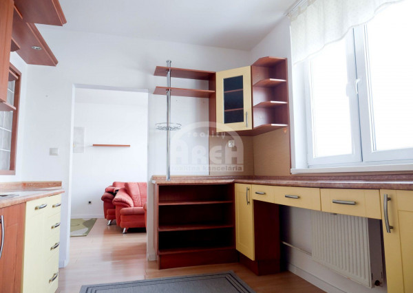 Slnečný 3 - izbový byt s balkónom na sídlisku SNP