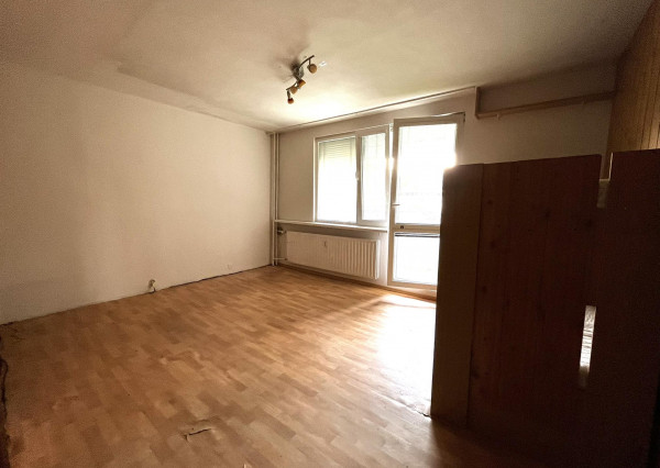 Slnečný 3 - izbový byt situovaný len na skok od centra mesta