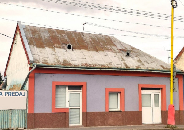 Pekný rodinný dom v meste Sečovce vhodný aj na podnikanie