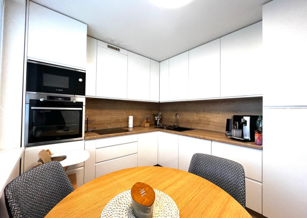 Nadštandardný byt v TOP lokalite sídliska Juh, Michalovce