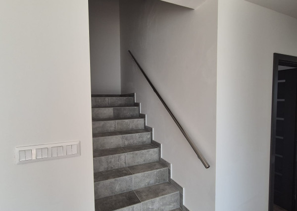 Novostavba dvojpodlažného rodinného domu v obci Kravany