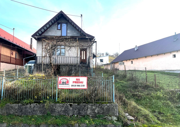 Vidiecky rodinný domček v obci Husák