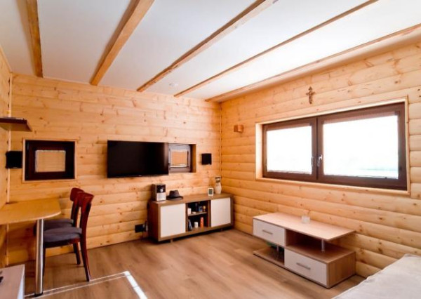 Rekreačná chata pri Vinnom jazere