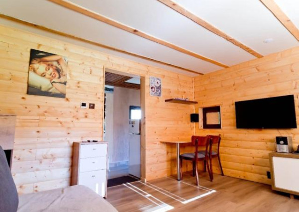 Rekreačná chata pri Vinnom jazere