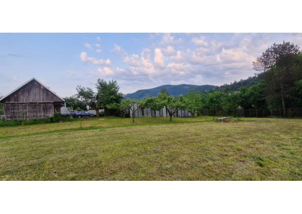 Veľkorysý pozemok v obci Ubľa