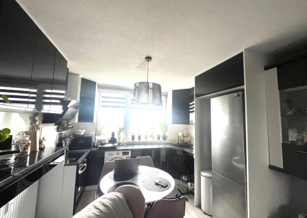 Moderný 3- izbový byt s balkónom na Mierovej ulici, Strážske