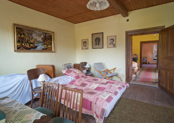 VÝRAZNÁ ZĽAVA! Útulný domček s krásnym pozemkom v obci Suché