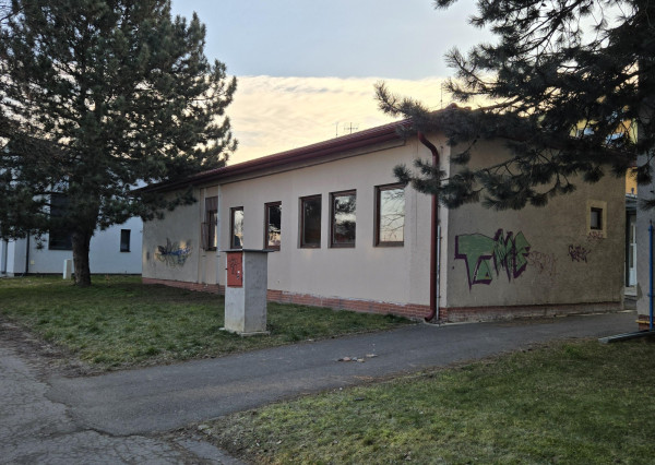 Komerčná budova vhodná na široké spektrum využitia v Mi